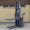 electric-stacker-LES-10.30-front