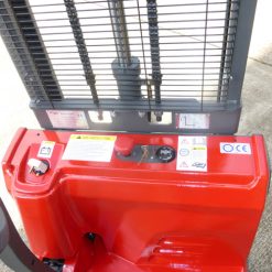 electric-stacker-LES-10-dashboard