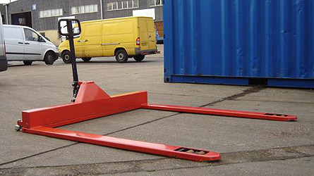 low-profile-pallet-truck