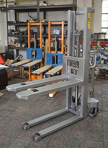 stainless-steel-stacker