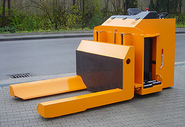 powered reel handling truck b2