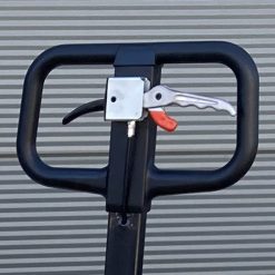 offshore-pallet-truck-with-hand-brake-handle