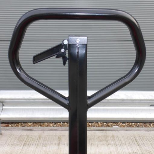 High-lift-pallet-truck-with-narrow-forks-handle-LiGHL15-4812
