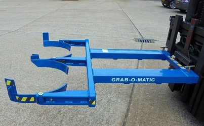 grab-o-matic-wine-and-whiskey-double-barrel-drum-handler