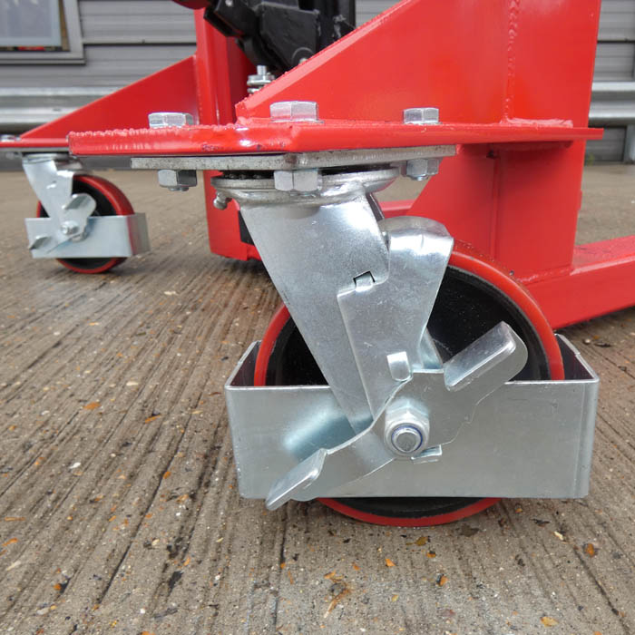manual-stacker-2000kg-capacity-adjustable-forged-forks-1500mm-lift-height